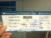 エアチケットを購入するが、航空会社で悩む