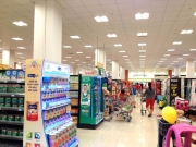 日用雑貨を買い物する